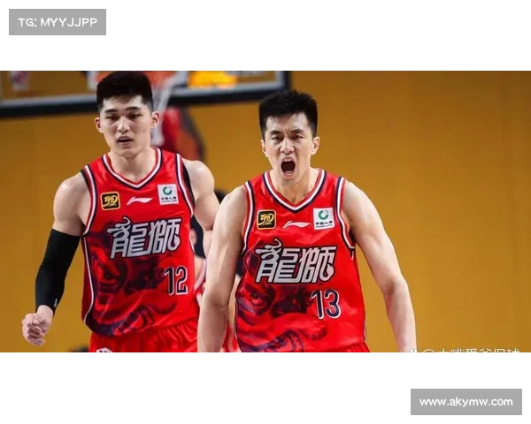 郭艾伦韩德君重返辽宁主场引热议 郭艾伦发声回应球迷质疑与情感纠葛